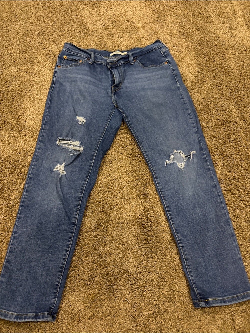 Levi's Boyfriend Straight-Leg Distressed Jeans